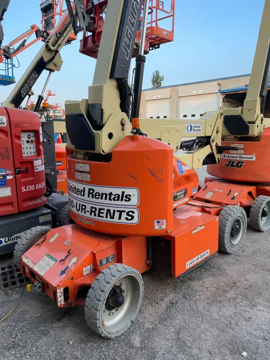2017 JLG E400AJPN Articulating Boom Lift