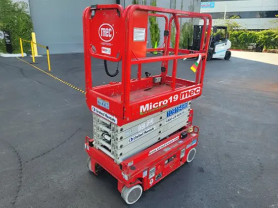 2019 MEC MICRO 19 Scissor Lift