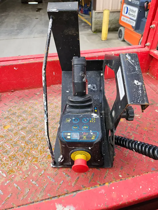 2019 MEC MICRO 19 Scissor Lift