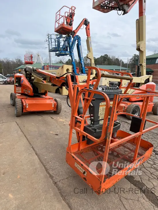 2017 JLG E450AJ Articulating Boom Lift