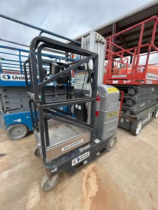 2019 JLG 20MVL Self-Propelled One-Person Lift