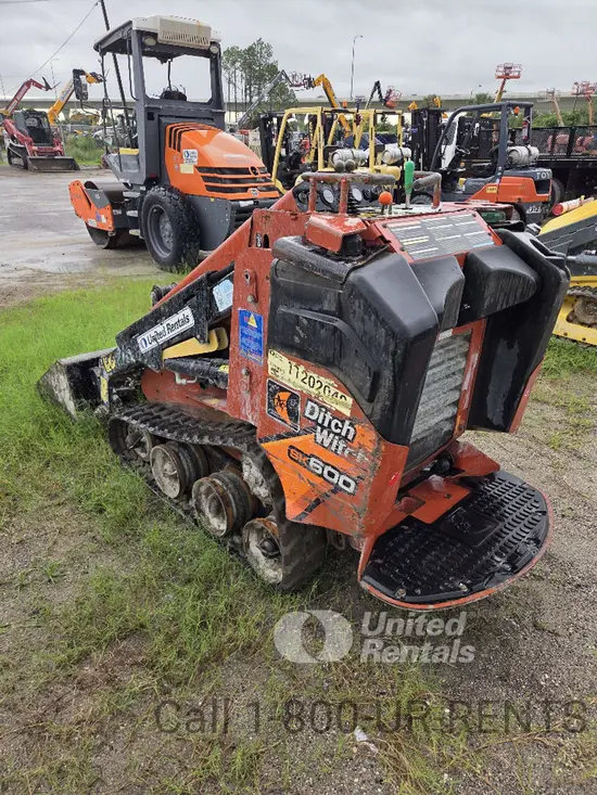 2021 Ditch Witch SK600 Track Loader