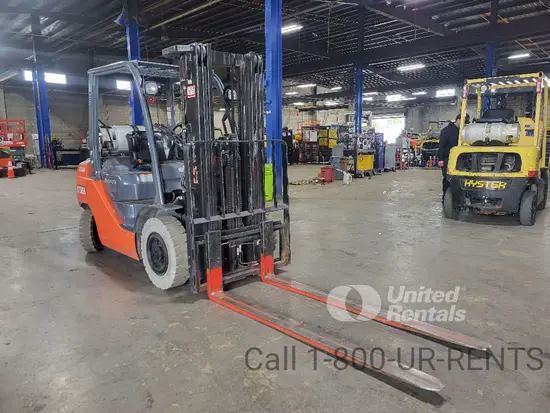 2019 Toyota 8FGU25 Warehouse Forklift