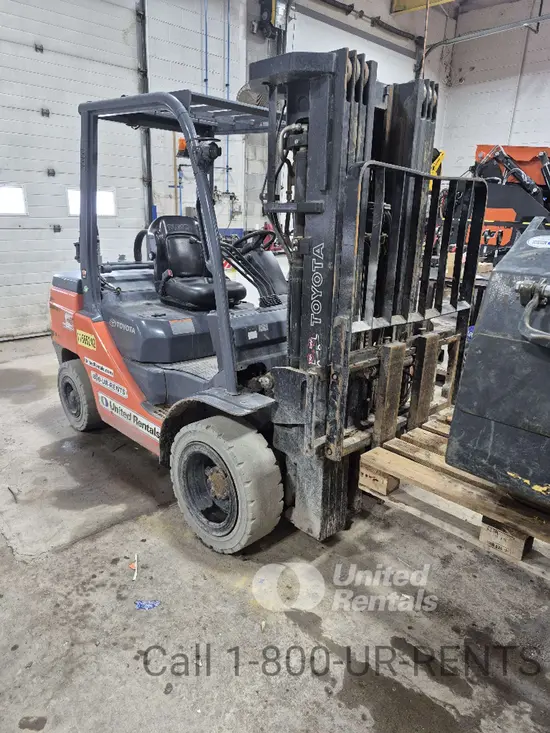2022 Toyota 8FGU30 Warehouse Forklift