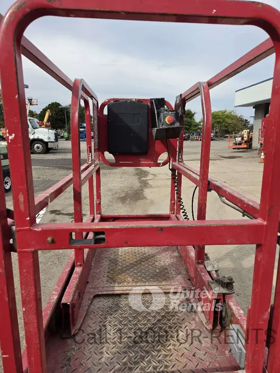 2018 MEC MICRO 19 Scissor Lift