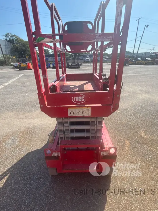 2019 MEC MICRO 19 Scissor Lift