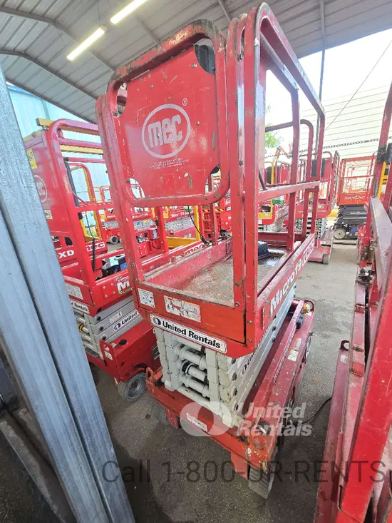 2020 MEC MICRO 19 Scissor Lift