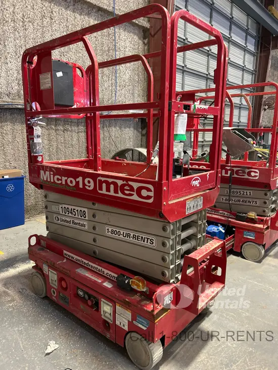 2019 MEC MICRO 19 Scissor Lift