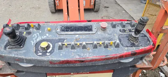 2012 JLG E450AJ Articulating Boom Lift