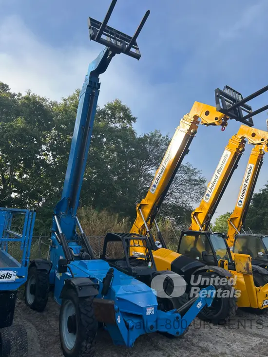 2018 Genie GTH-1056 Forklift