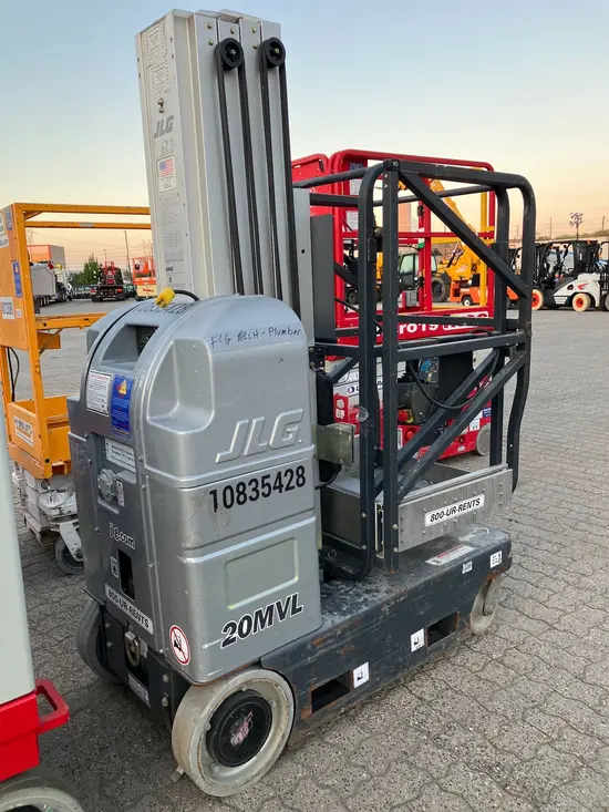 2018 JLG 20MVL Self-Propelled One-Person Lift