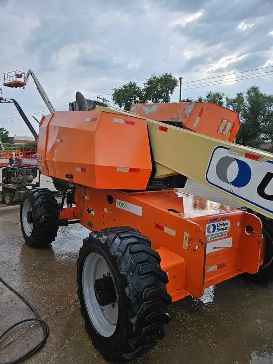 2017 JLG 600S Boom Lift