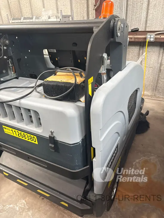2021 Clarke SW4000 49 Sweeper
