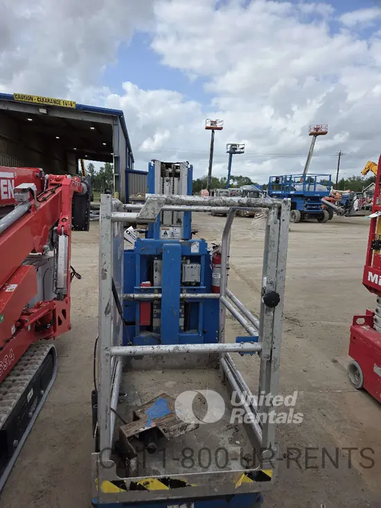 2021 Genie GR-15 Self-Propelled One-Person Lift