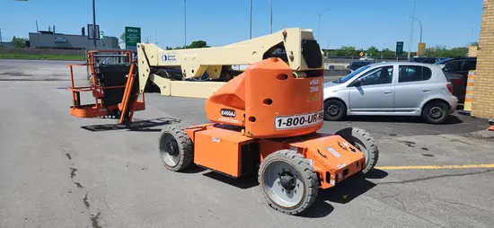 2017 JLG E450AJ Articulating Boom Lift