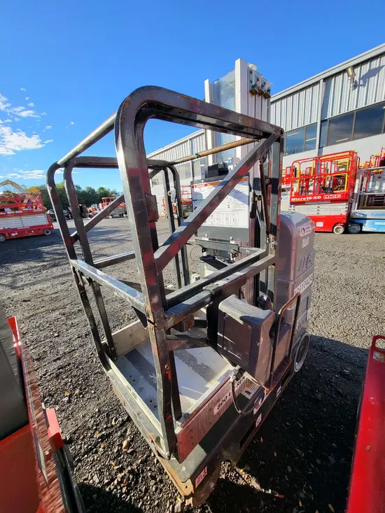 2019 JLG 20MVL Self-Propelled One-Person Lift