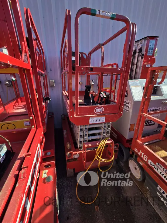 2019 MEC MICRO 19 Scissor Lift