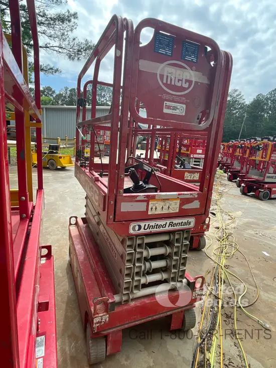 2019 MEC MICRO 19 Scissor Lift