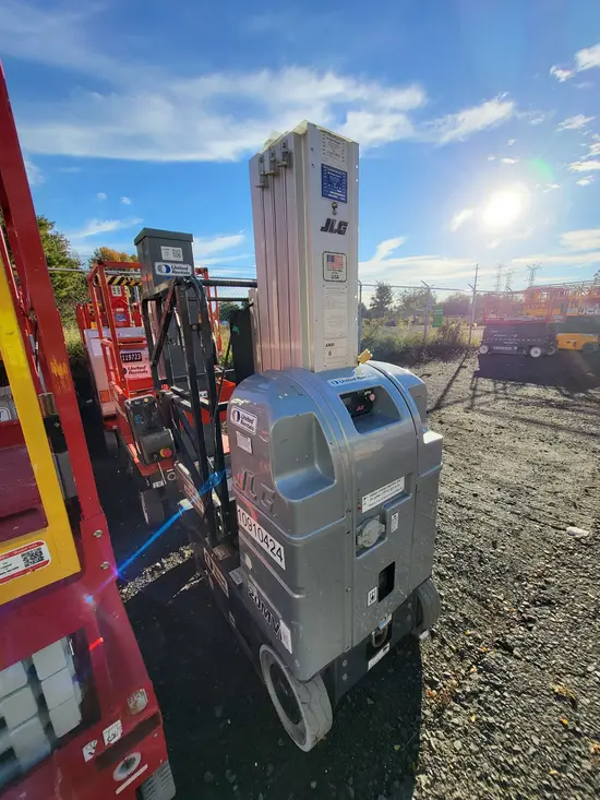 2019 JLG 20MVL Self-Propelled One-Person Lift