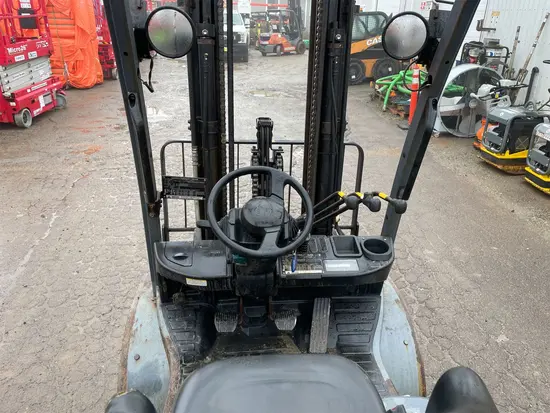 2019 Toyota 8FDU30 Warehouse Forklift