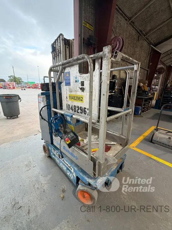 2016 Genie GR-20 Self-Propelled One-Person Lift