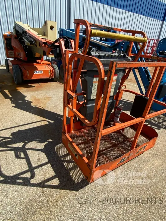 2019 JLG E400AJPN Articulating Boom Lift