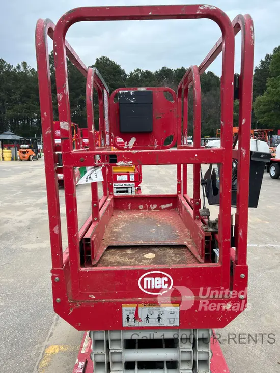 2019 MEC MICRO 19 Scissor Lift
