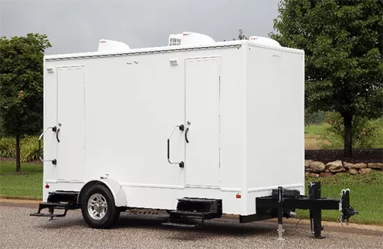 ROS white 6-Station Restroom Trailer exterior photograph