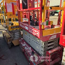 2018 MEC MICRO 19 Scissor Lift