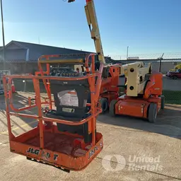 2017 JLG E400AJPN Articulating Boom Lift