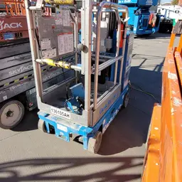 2014 Genie GR-20 Self-Propelled One-Person Lift