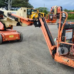 2017 JLG E400AJPN Articulating Boom Lift