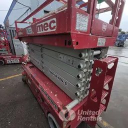 2017 MEC 4046SE Scissor Lift