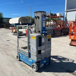 2019 Genie GR-20 Self-Propelled One-Person Lift