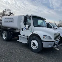 2019 Freightliner M2 106 WATER Water Truck