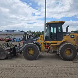 2022 John Deere 544P Wheel Loader