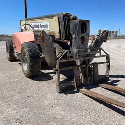 2016 JLG 1055 Forklift