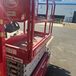 2019 MEC MICRO 19 Scissor Lift
