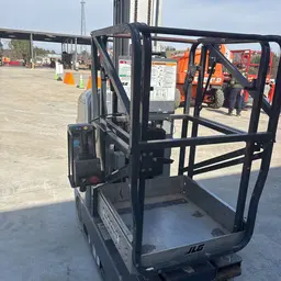 2019 JLG 20MVL Self-Propelled One-Person Lift