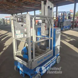 2018 Genie GR-20 Self-Propelled One-Person Lift