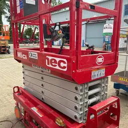 2019 MEC MICRO 19 Scissor Lift