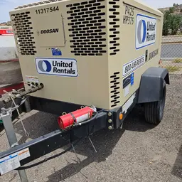 2021 Doosan P425/HP375WCUT4 Air Compressor