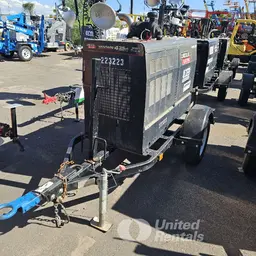 2019 Lincoln Electric VANTAGE 435 Welder