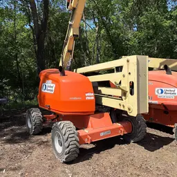2017 JLG 450AJ Articulating Boom Lift