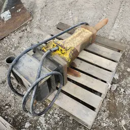 2017 Atlas Copco SB 452 Attachment