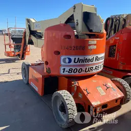 2016 JLG E400AJPN Articulating Boom Lift