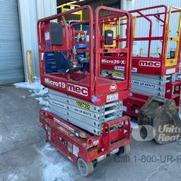2019 MEC MICRO 19 Scissor Lift
