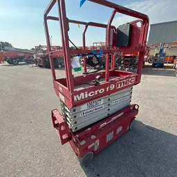 2019 MEC MICRO 19 Scissor Lift