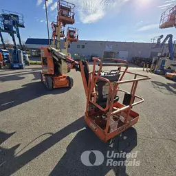 2018 JLG E300AJP Articulating Boom Lift
