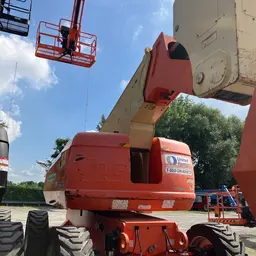 2017 JLG 800AJ Articulating Boom Lift